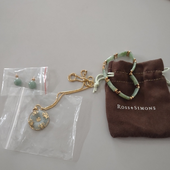 Jade "Good Fortune EACH SOLD SEPARATELY .  See EACH Listing for Separate PRICE - Picture 3 of 6